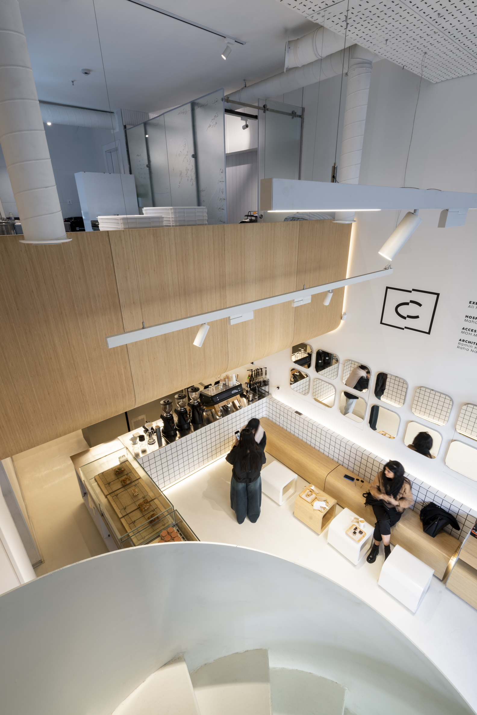 Cut-On Cafe Bakery