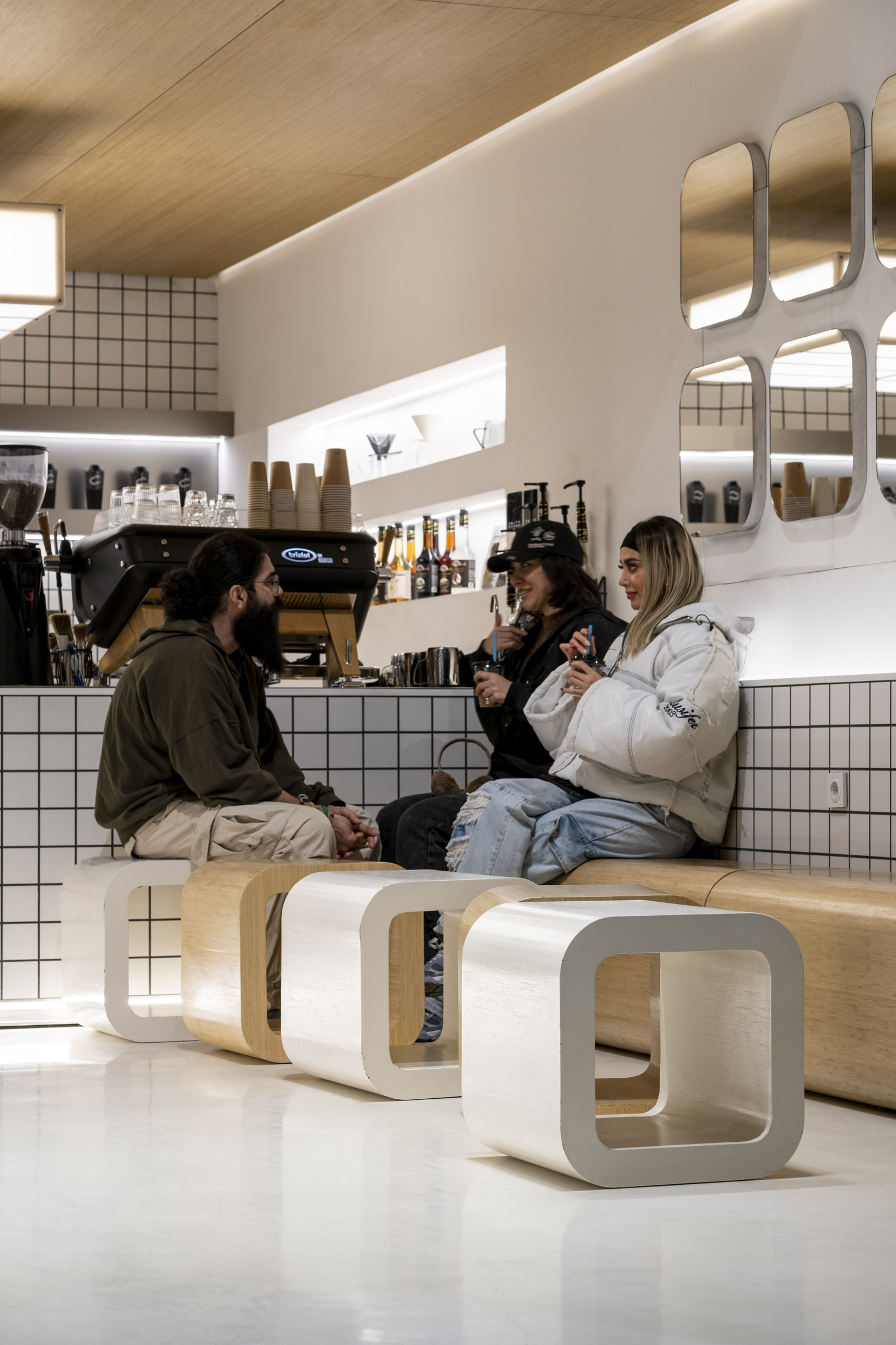 Cut-On Cafe Bakery