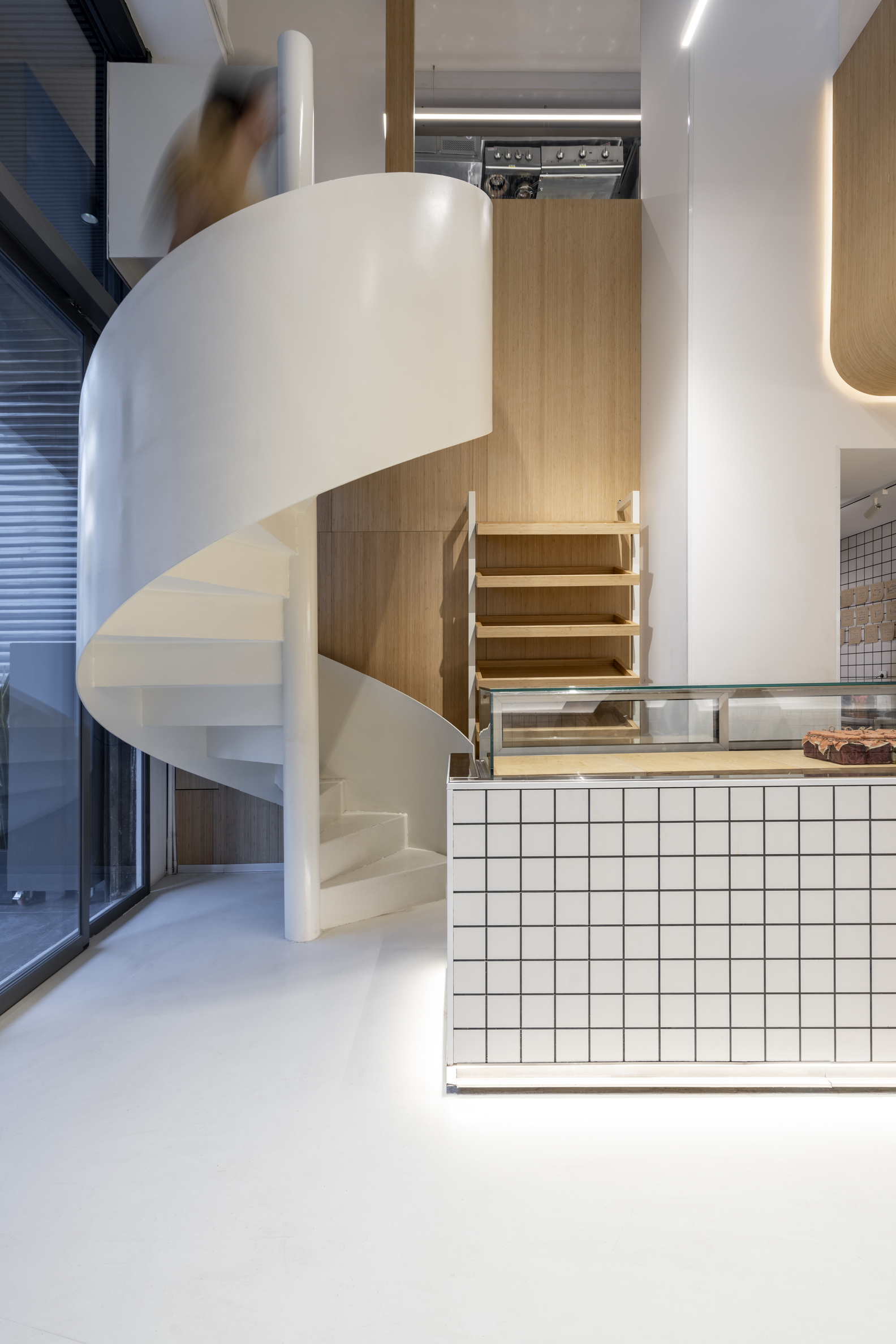 Cut-On Cafe Bakery