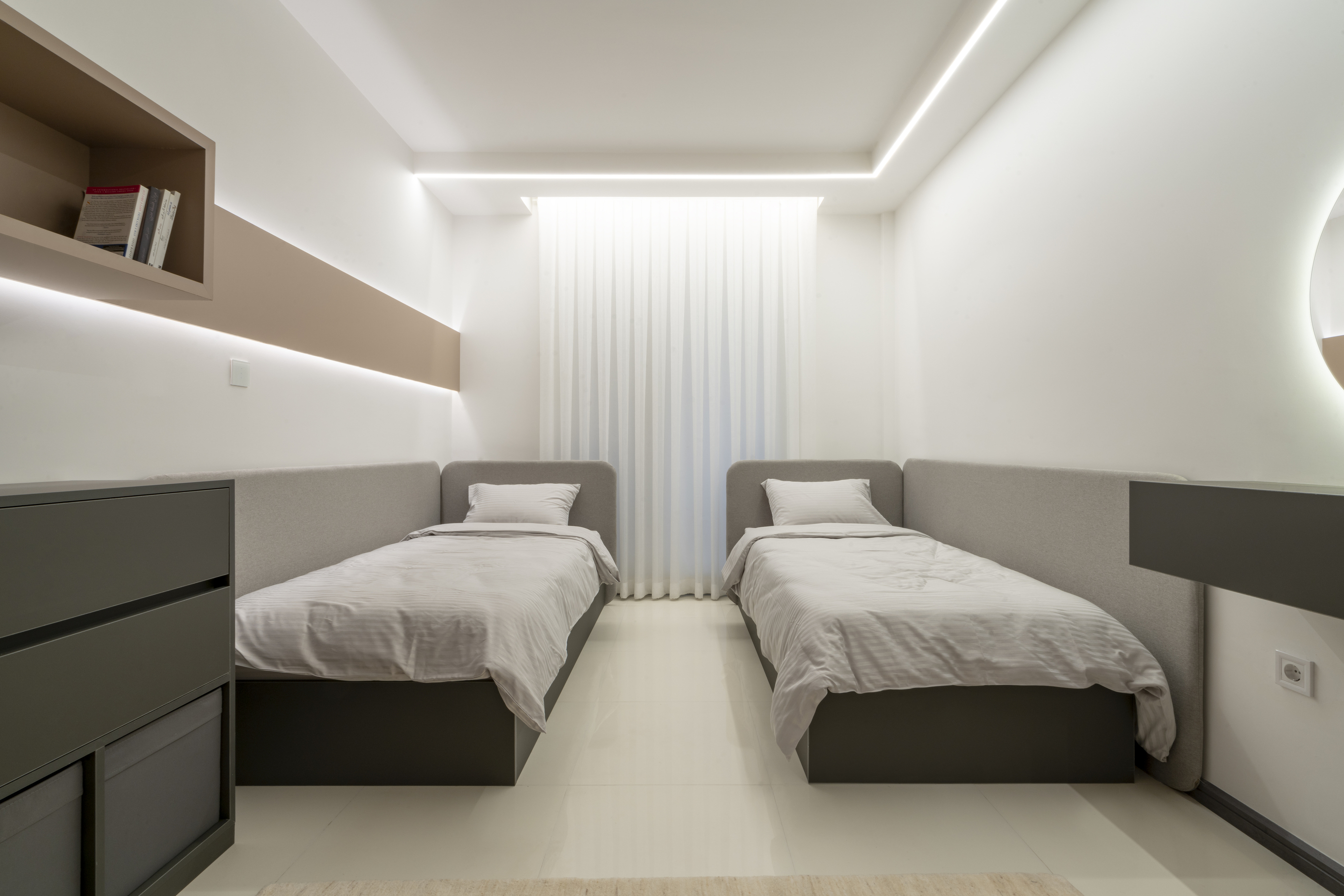 Day House